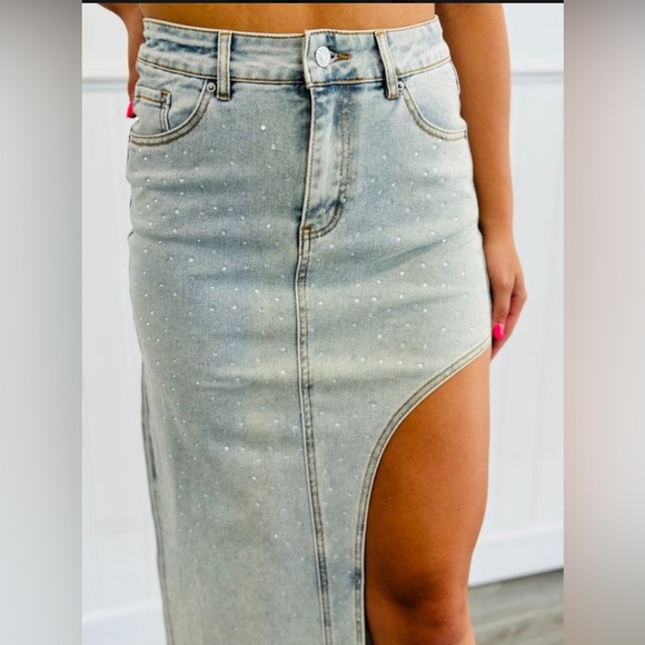 NWT’s Blue B Crystal Studded Denim Skirt with High Cut Out - Picture 2 of 2